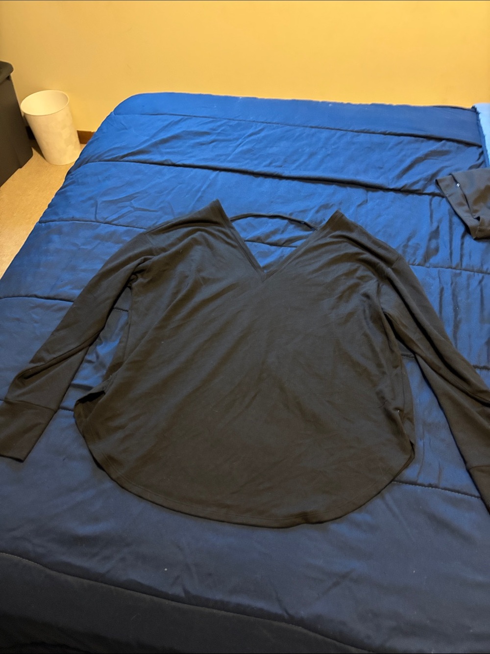 Torrid Black V-Neck Long Sleeve Tee TRU Active Top Size 2X Women’s Plus Size